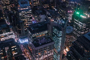 上空から見た都市の夜景